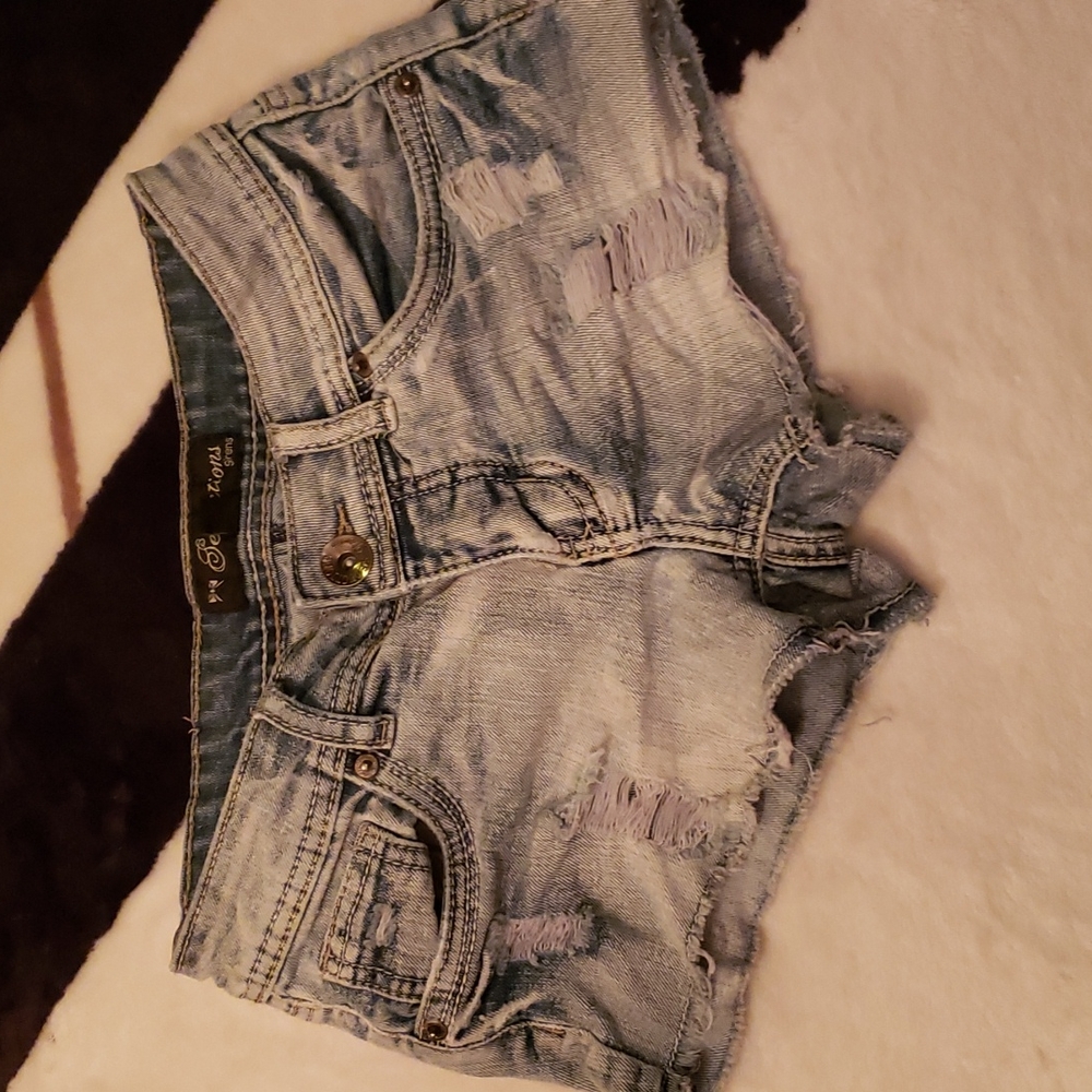 Seductions shorts size 1